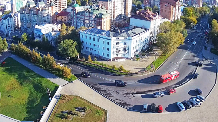 Онлайн веб-камера на перекрёстке Ленина - Тургенева, Хабаровск (Хабаровск, Россия)